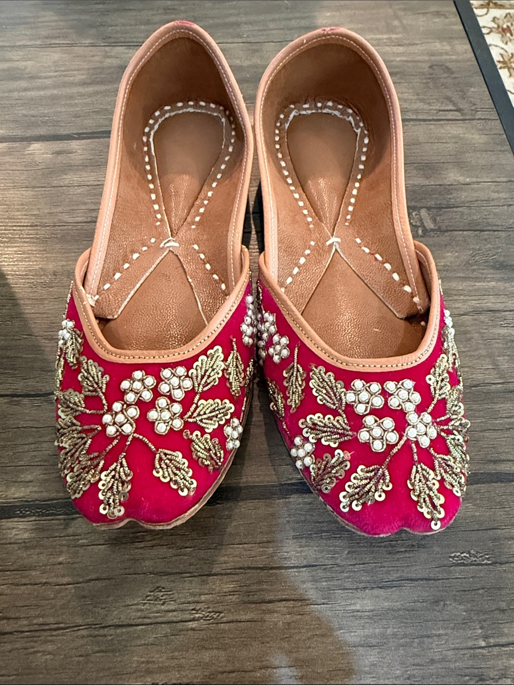 Hand Made Leather Bead Embellished Women's Jutti Flats